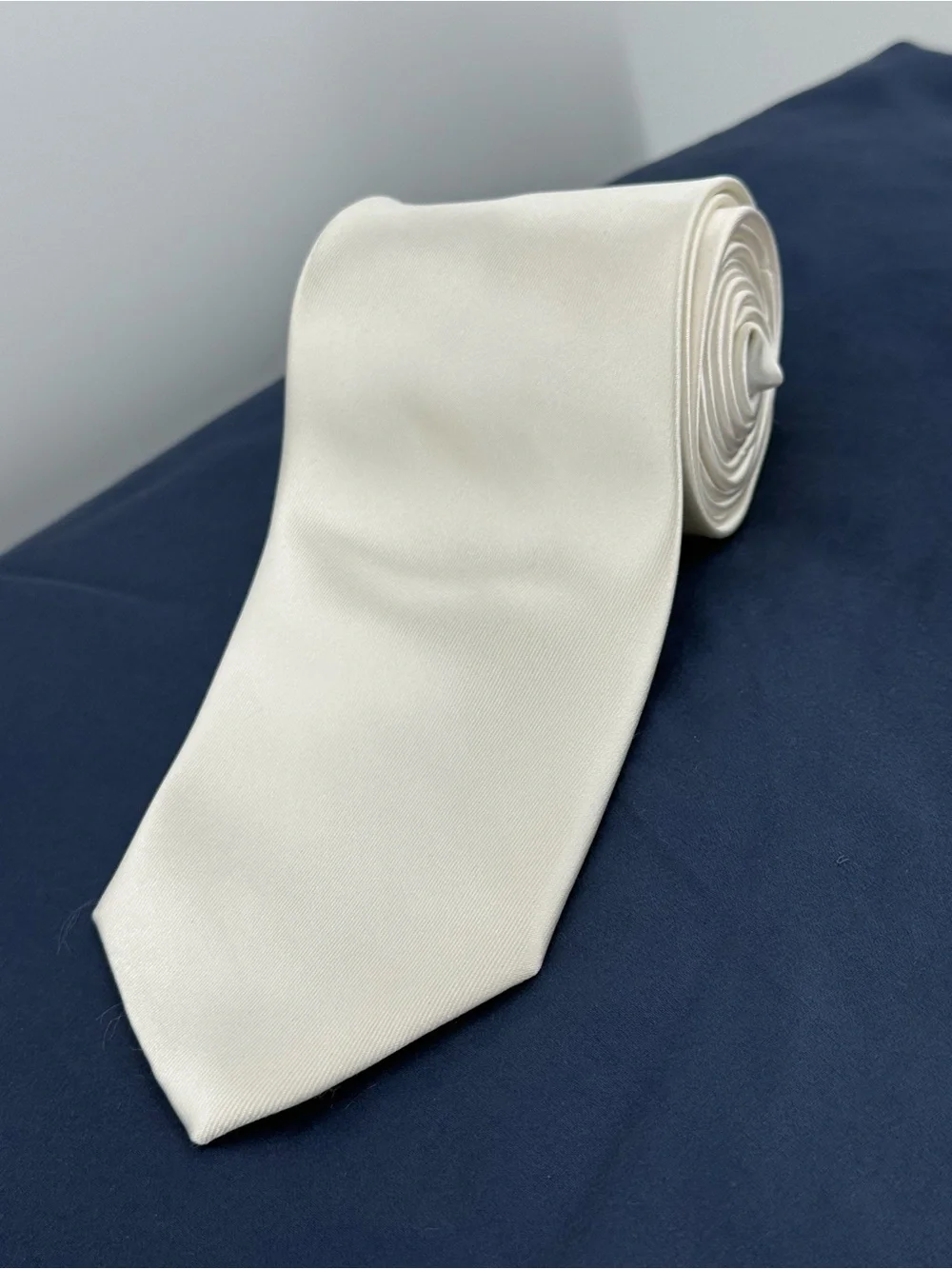 Geoffrey Beene Cream Men's Tie